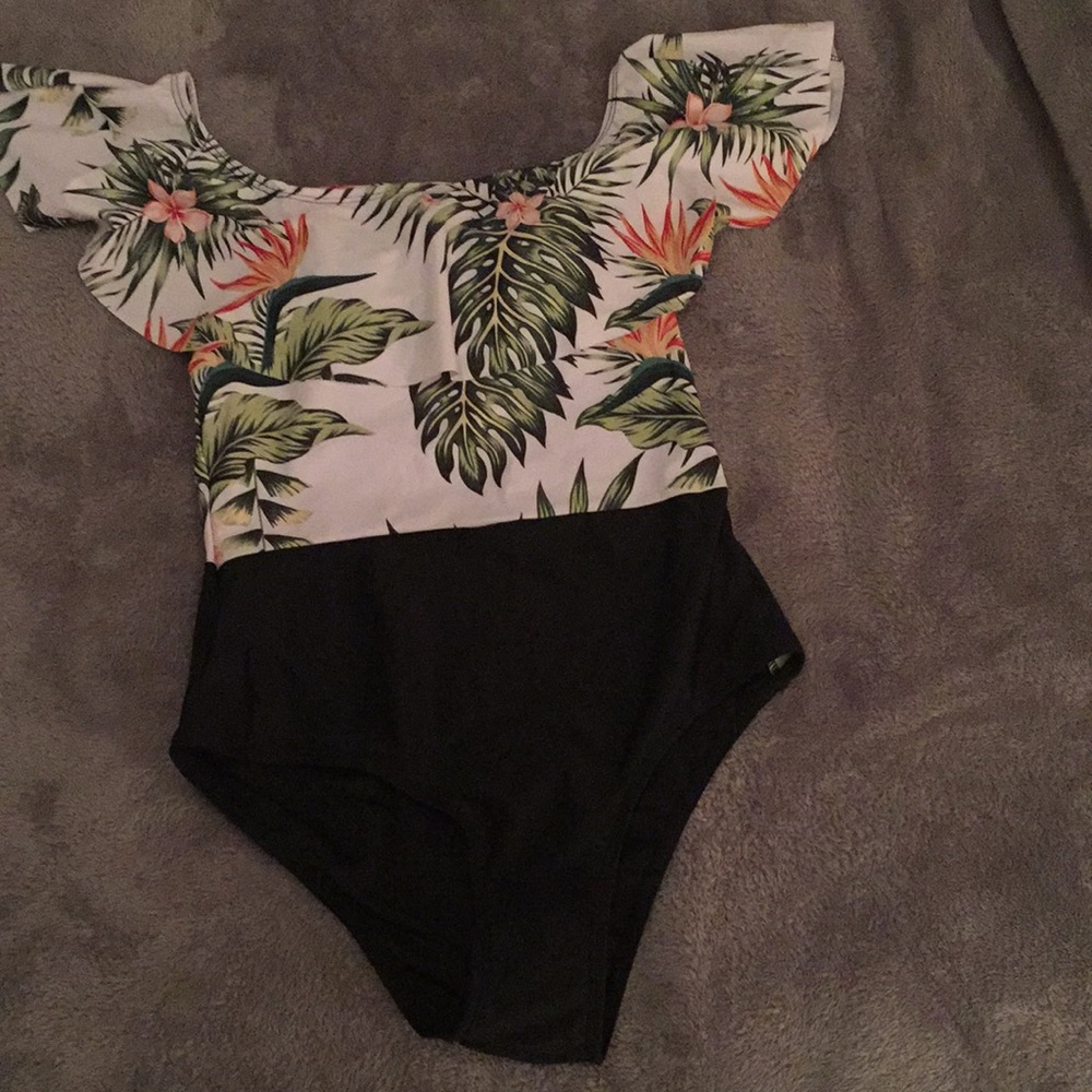 Swimming suits